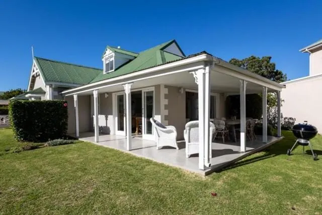 4188 River Club